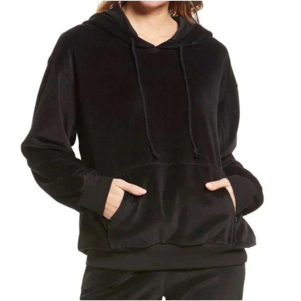 NEW Treasure & Bond Women's Size Medium Black Velour Treatment Hoodie Jacket